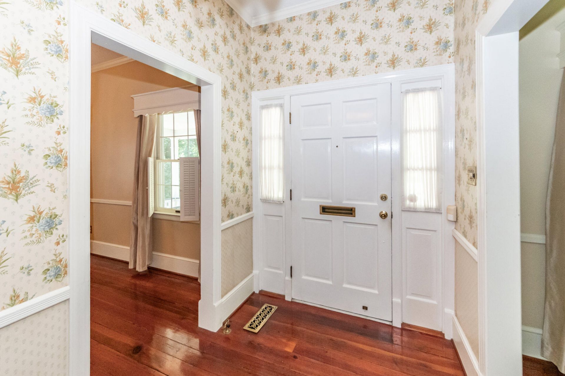 115 E Carolina Avenue Photo 8
