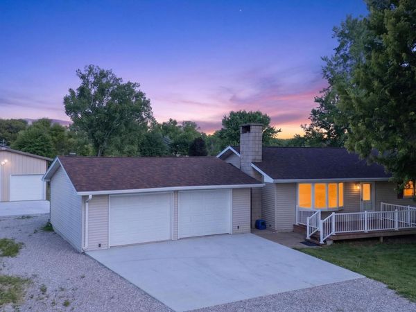 1828 Parker Avenue, Marshalltown, IA 50158