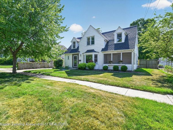 653 N Water Street, Owosso, MI 48867