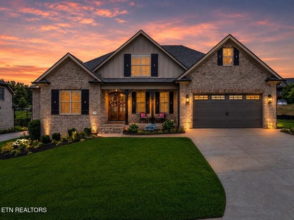 7715 Madgewood Lane, Knoxville, TN 37909