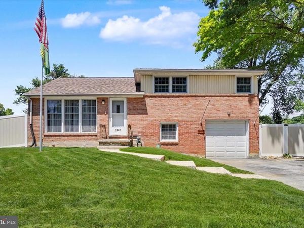 2447 PRINCETON ROAD, YORK, PA 17402