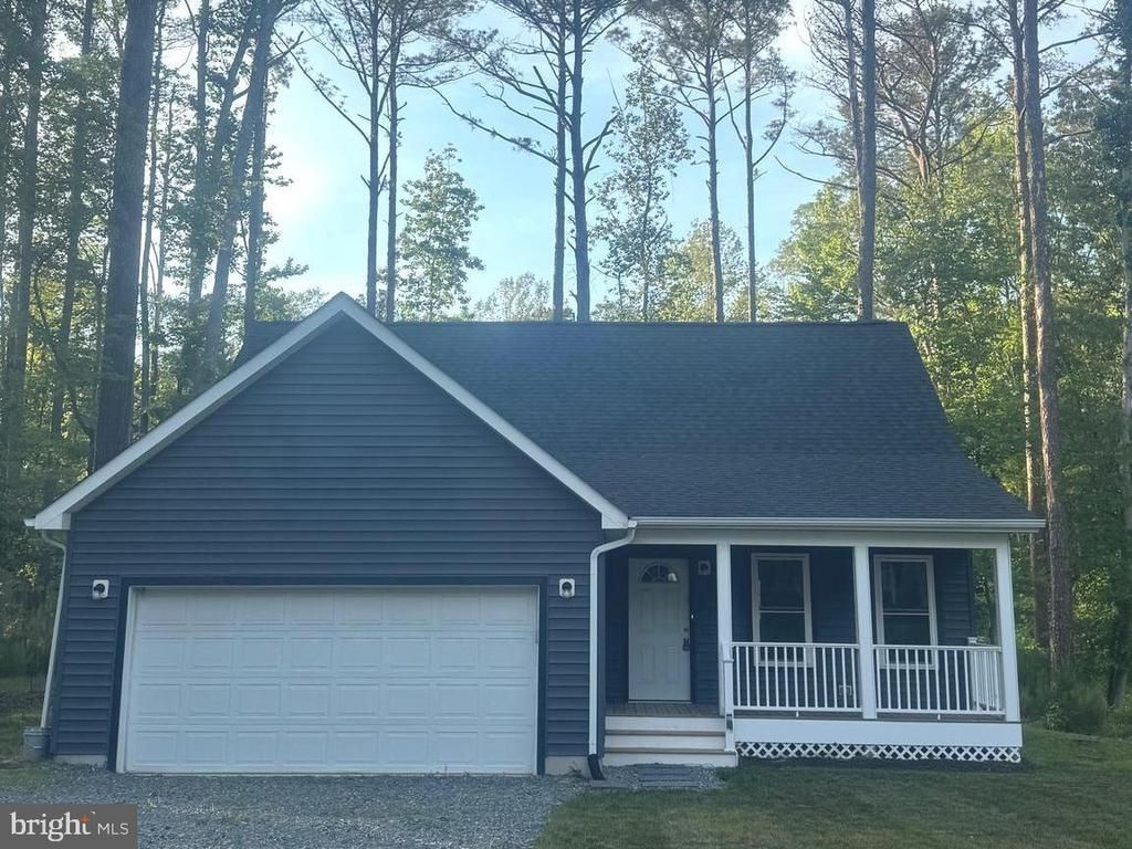 191 Woodbine Drive, Colonial Beach, VA 22443 Main Photo