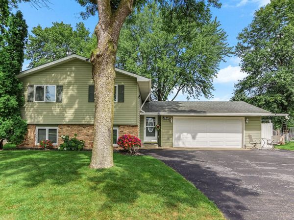 1514 15th Street W, Hastings, MN 55033