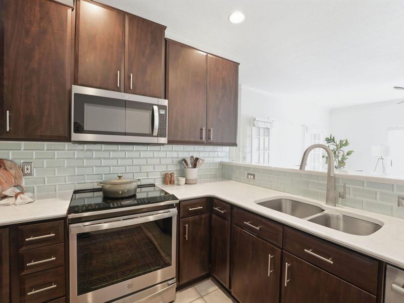 2245 Riverside Drive , Unit 412, Columbus, OH 43221 Photo 10