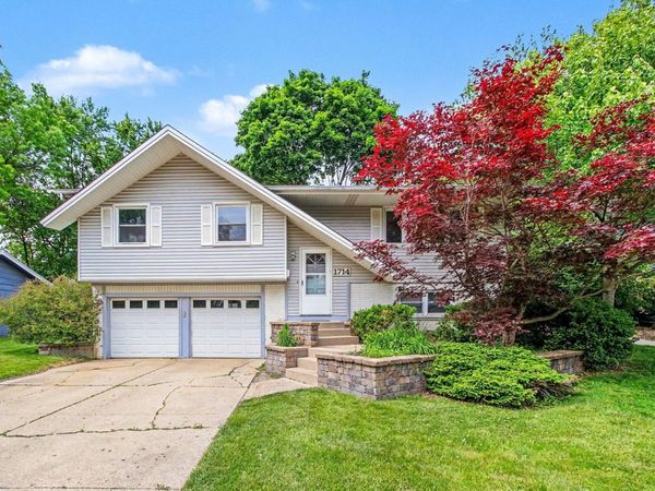 1714 Kingston Lane , Schaumburg, IL 60193
