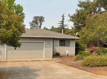 23196 Lone Pine Dr, Auburn, CA 95602 Photo