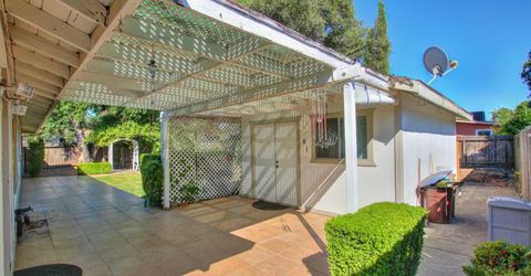 4402 White Oak Ct, Rocklin, CA 95677 Photo