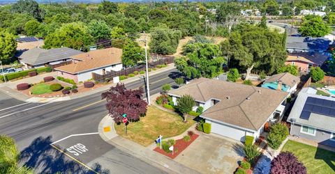 4402 White Oak Ct, Rocklin, CA 95677 Photo