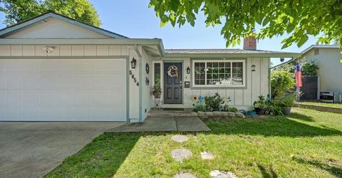 5654 Beauregard Way, Orangevale, CA 95662 Photo