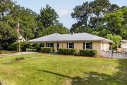 1835 Overdell Drive photo 4