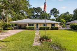 1835 Overdell Drive photo 4
