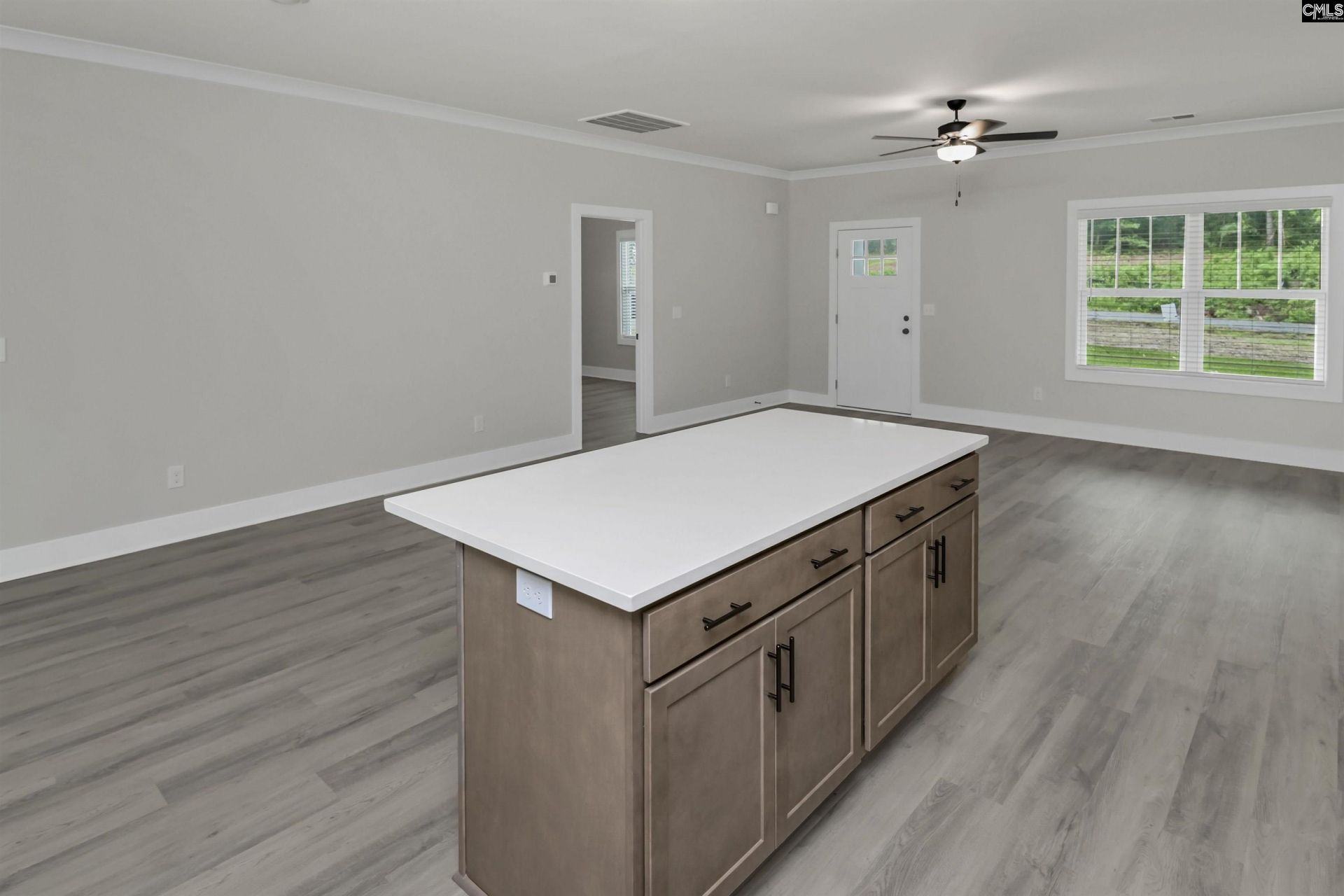 86 Kelly Court Photo 12