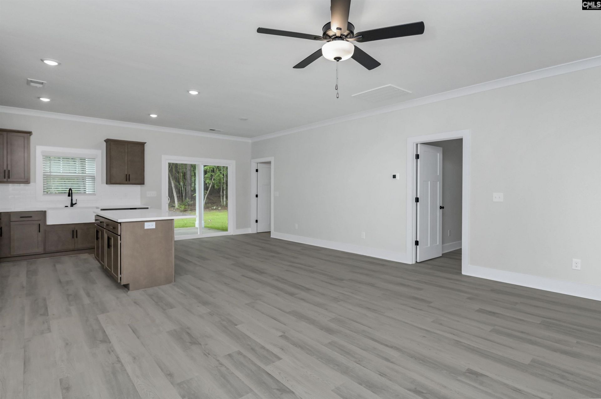 86 Kelly Court Photo 14