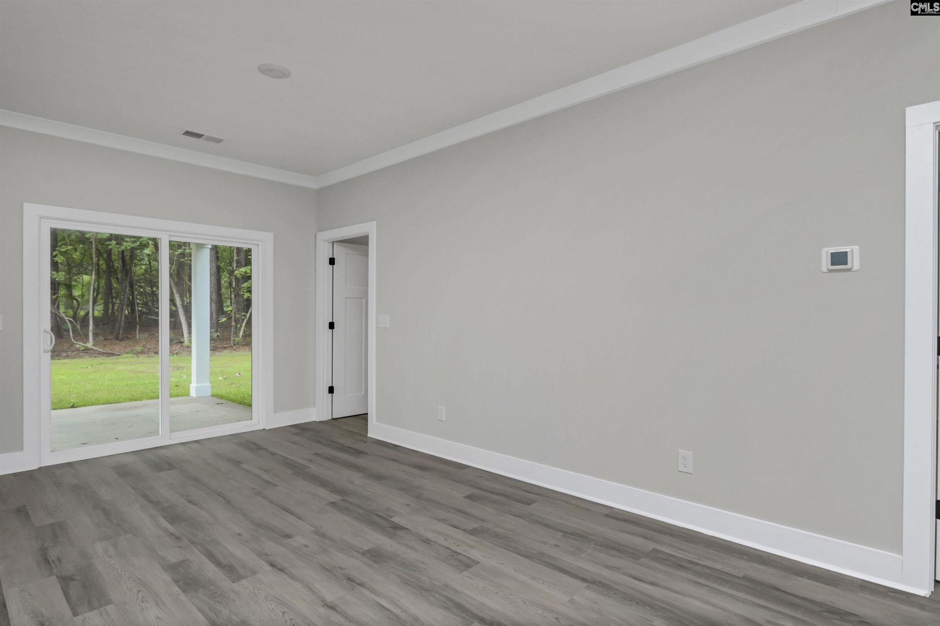 86 Kelly Court Photo 15