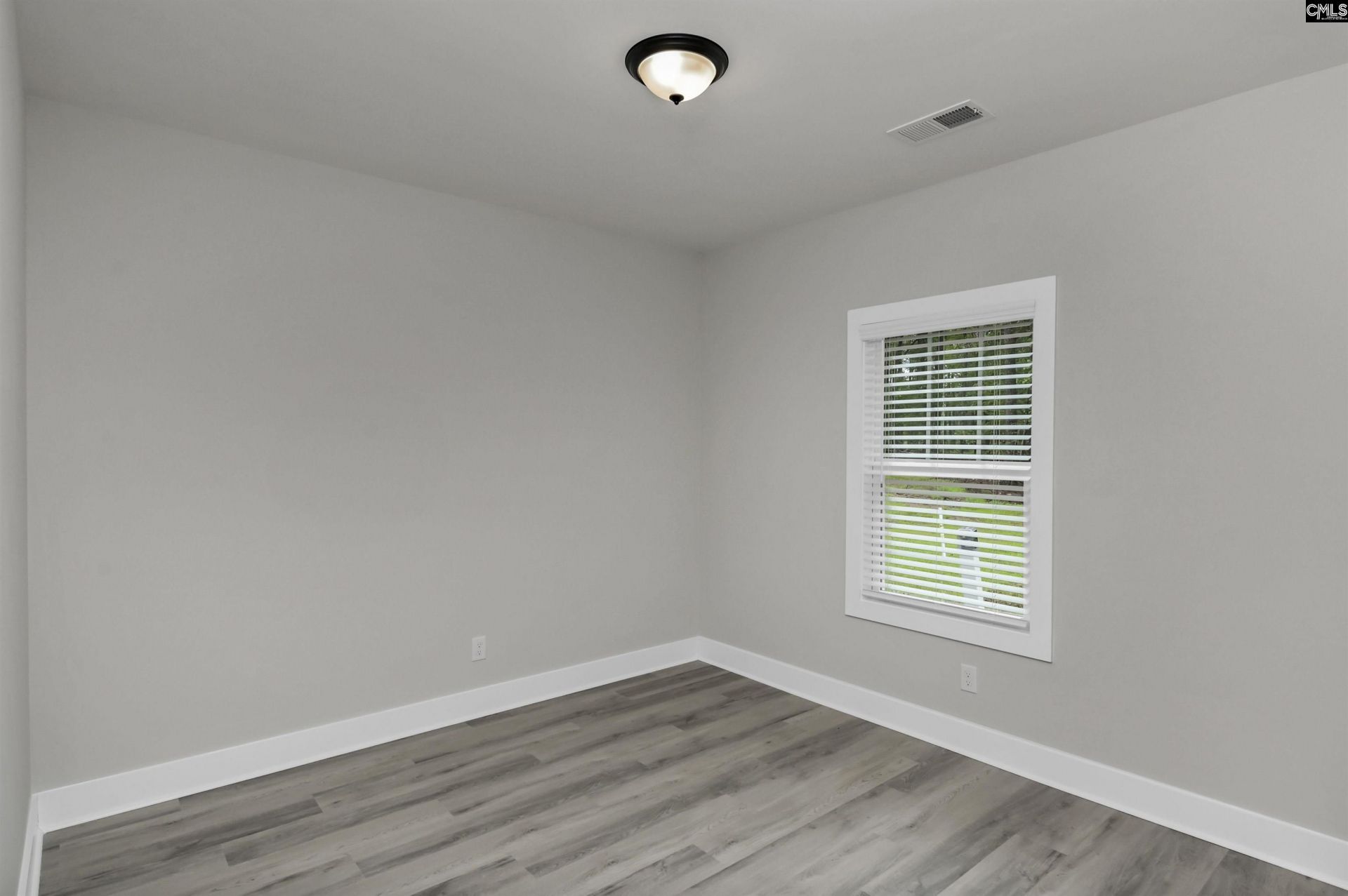 86 Kelly Court Photo 25