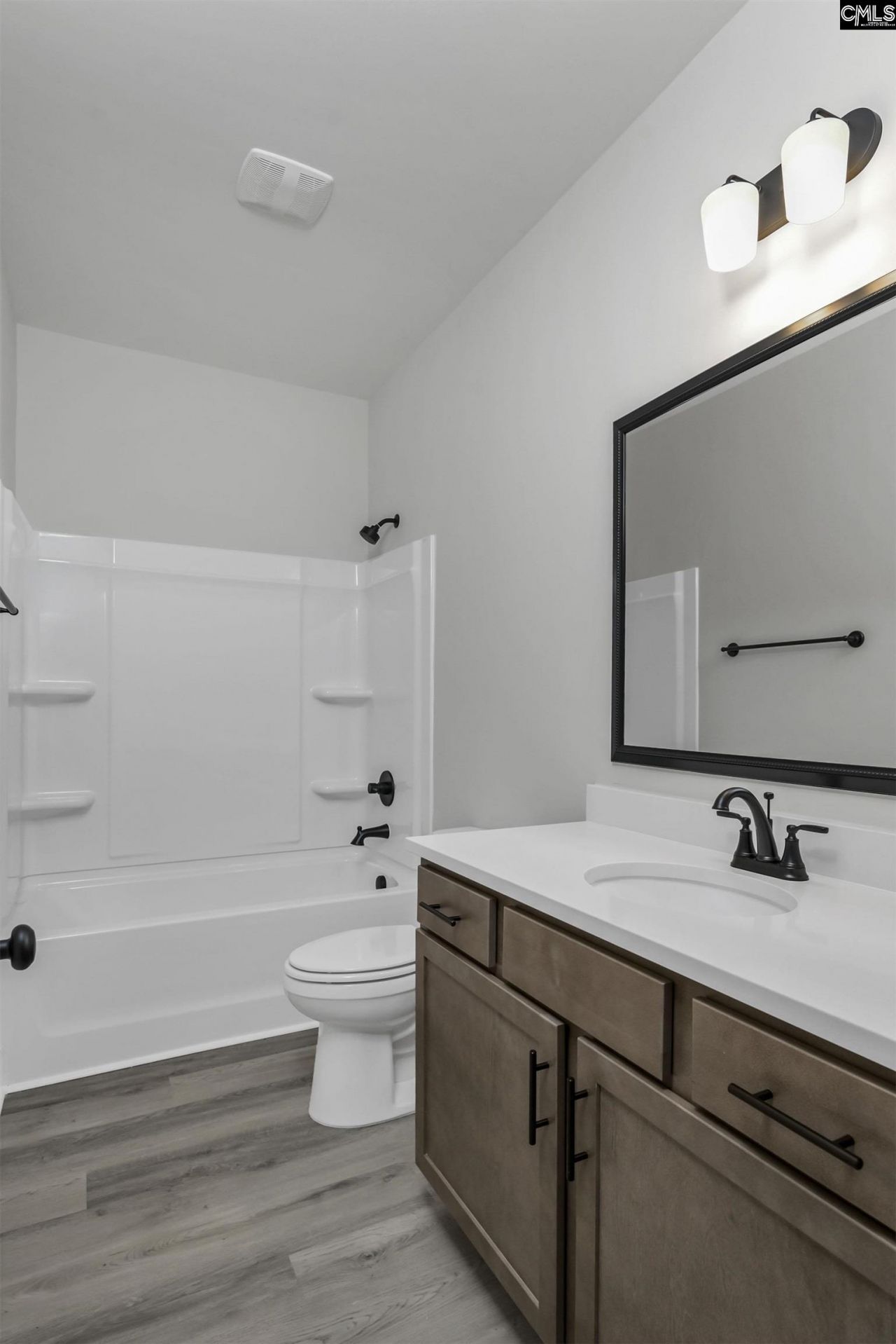 86 Kelly Court Photo 28