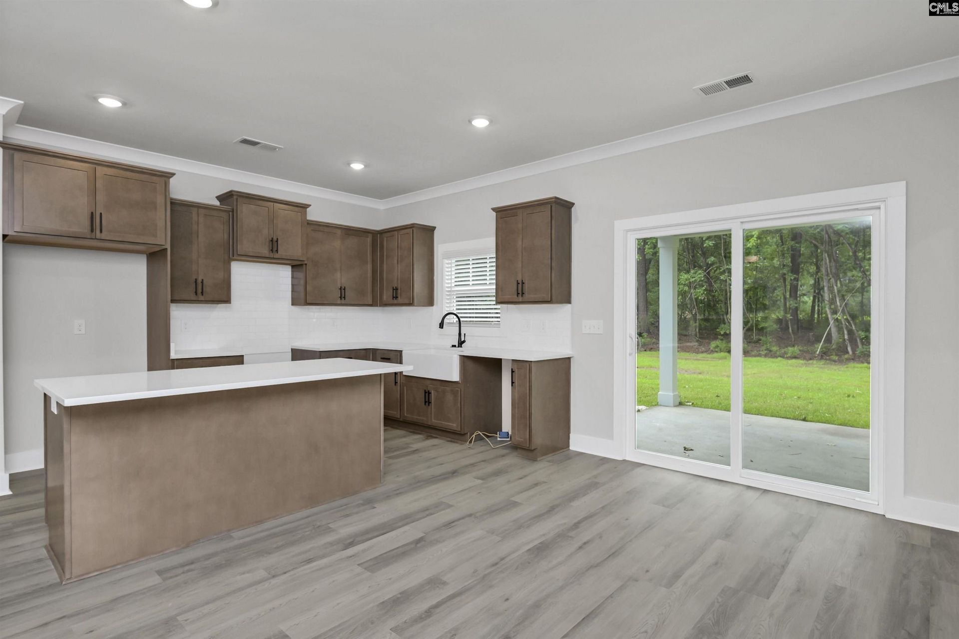 86 Kelly Court Photo 8