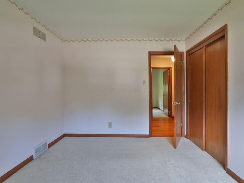 275 Blandford Drive, Worthington, OH 43085 Photo 28