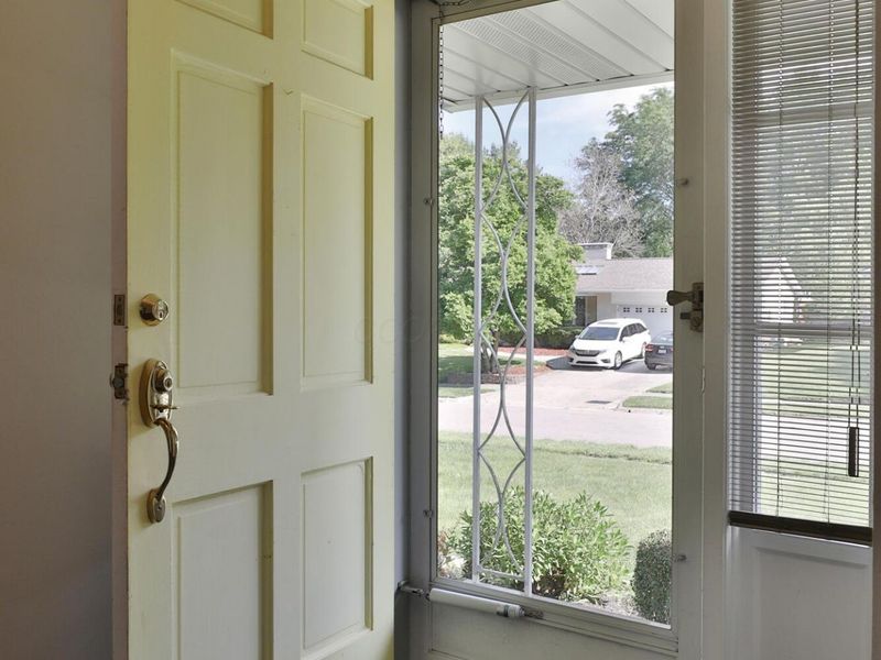 275 Blandford Drive, Worthington, OH 43085 Photo 5