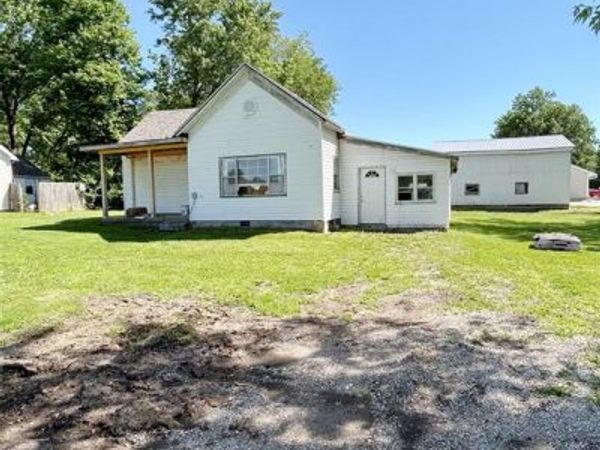 606 N Wentz Street , Montgomery City, MO 63361