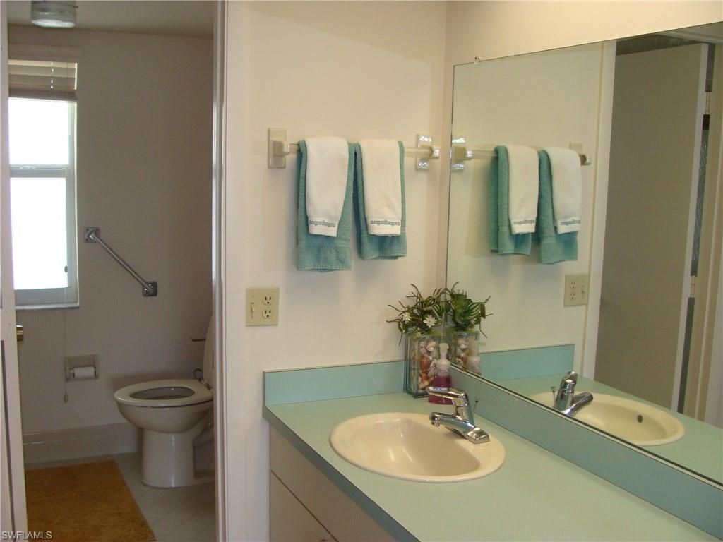 135 Quails Nest Rd , Unit 4, Naples, FL 34112 Photo