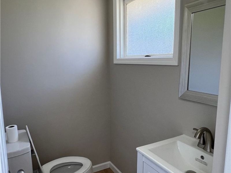 7326 Dell Haven Drive , Parma, OH 44130 Photo 12