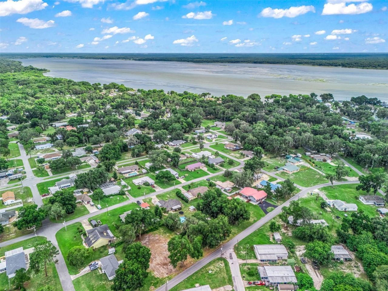 1195 Cr 441 , Lake Panasoffkee, FL 33538 Photo
