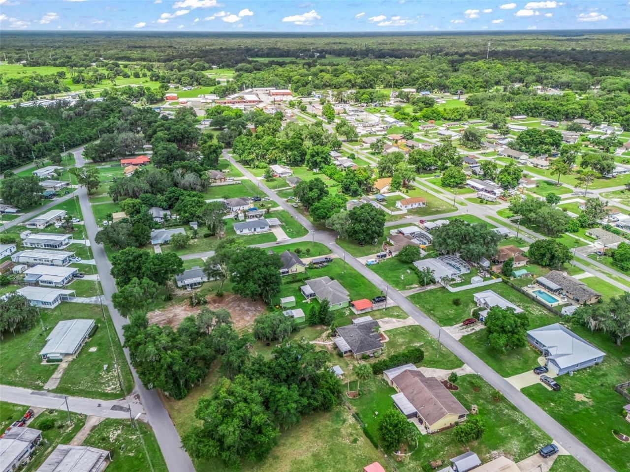 1195 Cr 441 , Lake Panasoffkee, FL 33538 Photo
