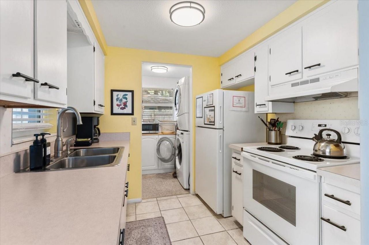 980 Charlotte Avenue , Sarasota, FL 34237 Photo
