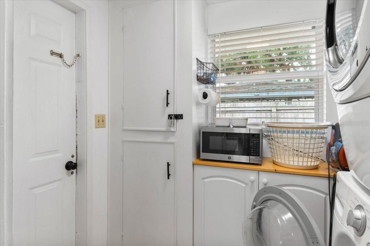 980 Charlotte Avenue , Sarasota, FL 34237 Photo