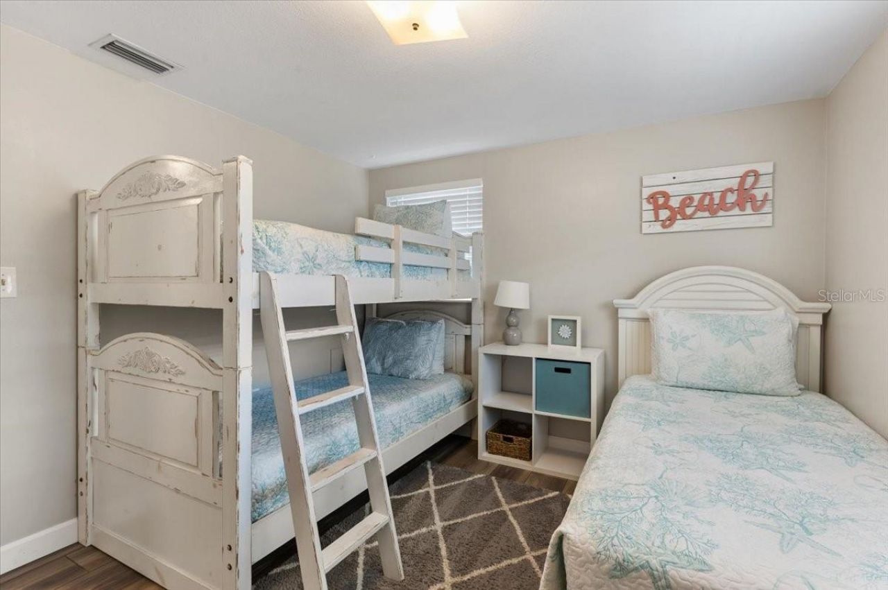 980 Charlotte Avenue , Sarasota, FL 34237 Photo