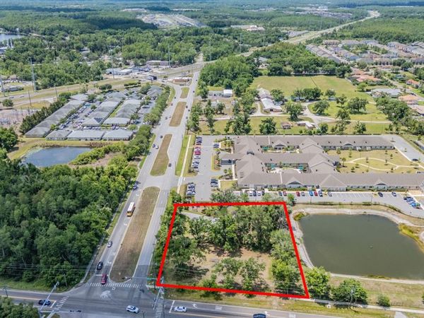 18950 SUNLAKE BOULEVARD , LUTZ, FL 33558
