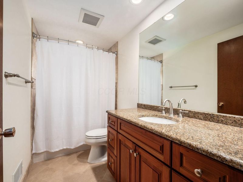 711 Lauraland Drive S, Columbus, OH 43214 Photo 50