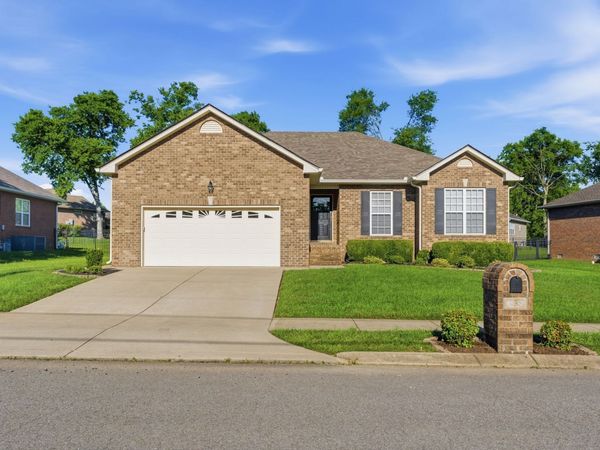 235 Osprey Dr , Gallatin, TN 37066