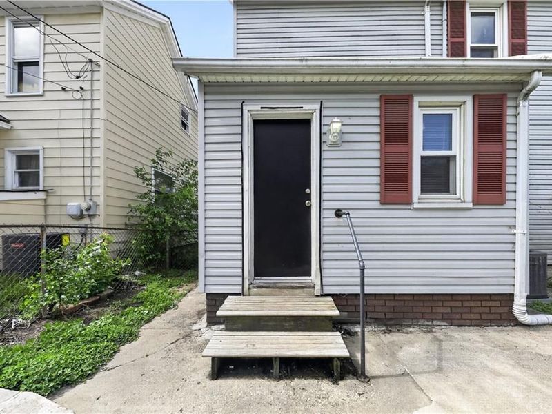 2035 Stapleton Court, Dayton, OH 45404 Photo 4
