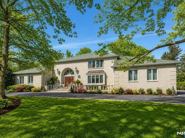 510 Hampton Hill Road, FRANKLIN LAKES, NJ 07417