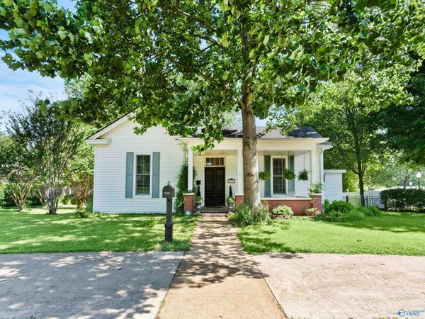 311 East Pryor Street, Athens, AL 35611