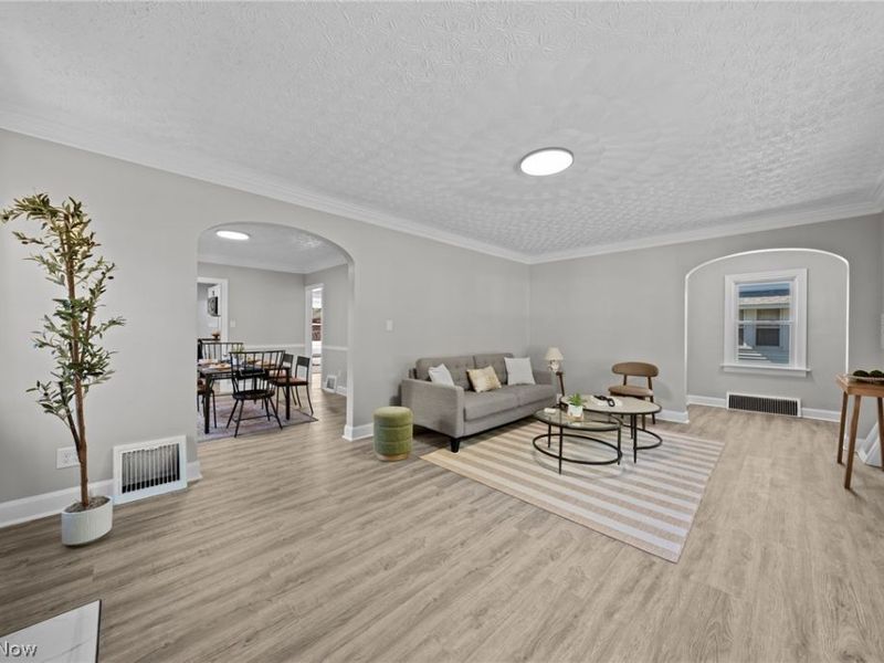 650 S Sunset View Drive , Akron, OH 44320 Photo 9