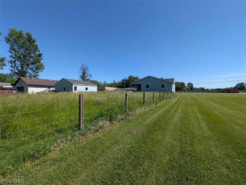 41386 Schadden Road, Elyria, OH 44035 Photo 5