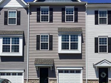403 RIDGEWOOD DRIVE, ROYERSFORD, PA 19468