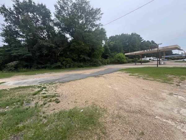 444 California Avenue , Camden, AR 71701