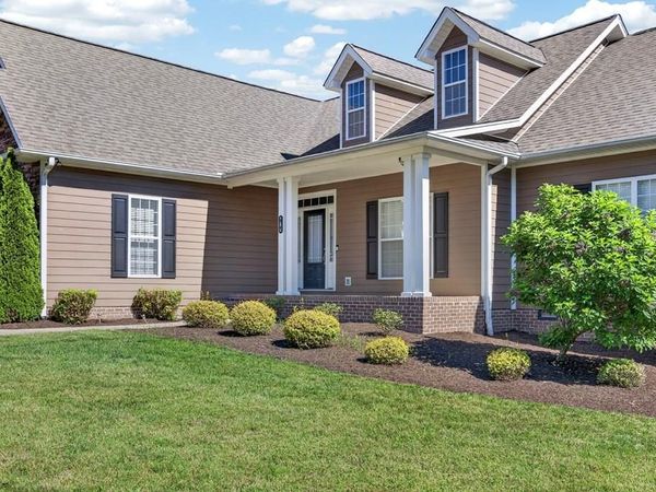 816 Windingbrook Court, Cookeville, TN 38506
