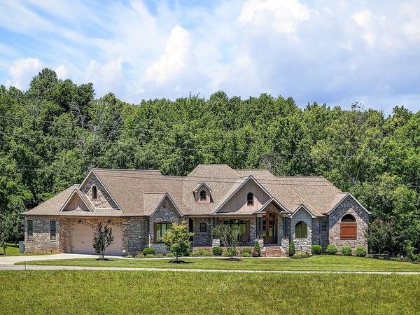 1265 Briarcrest Ln, Cookeville, TN 38501