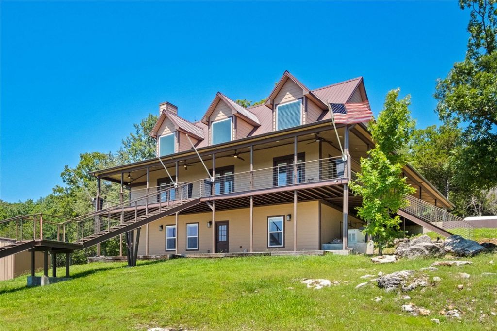 19747 Highway 62  Eureka Springs, AR 72631