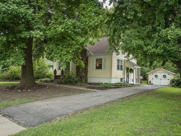 1559 S Fremont Avenue , Springfield, MO 65804