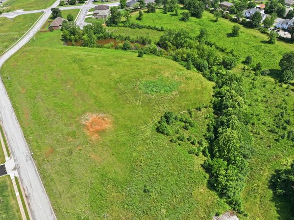 000 Crimson Avenue, Nixa, MO 65714
