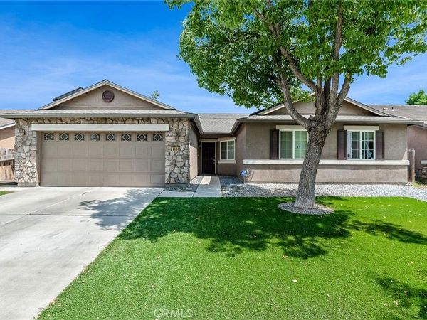4830 W Nellis, Visalia, CA 93277