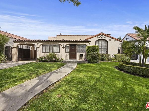 232 S Crescent Drive, Beverly Hills, CA 90212