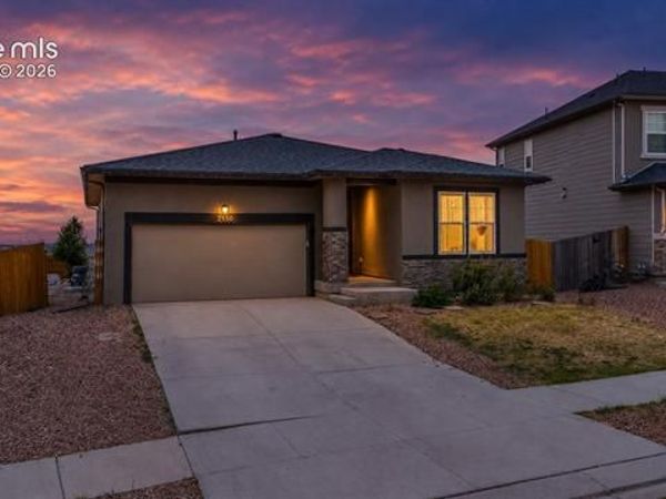 2530 Torino Way, Pueblo, CO 81001