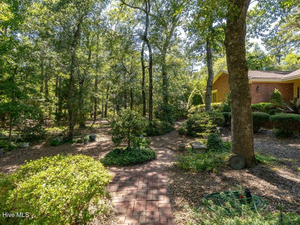 105 Magnolia Court , Pine Knoll Shores, NC 28512